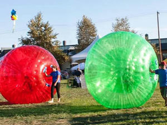 China Bola impermeable inflable de Zorbing del cuerpo de los juegos al aire libre de los adultos para la hierba proveedor