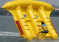 Barco inflable amarillo del pez volador para el tubo del juego del agua del parque de atracciones proveedor