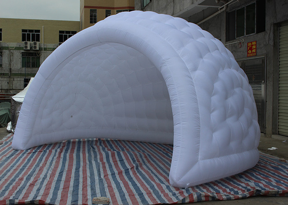 China tienda inflable al aire libre blanca de 5.5mL x de 4.5mH, tienda inflable de la bóveda para el patio trasero proveedor