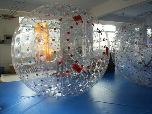 China Bola inflable del PVC Zorb del punto rojo 0.8m m, diámetro humano inflable de 3M x los 2m de la bola del hámster proveedor